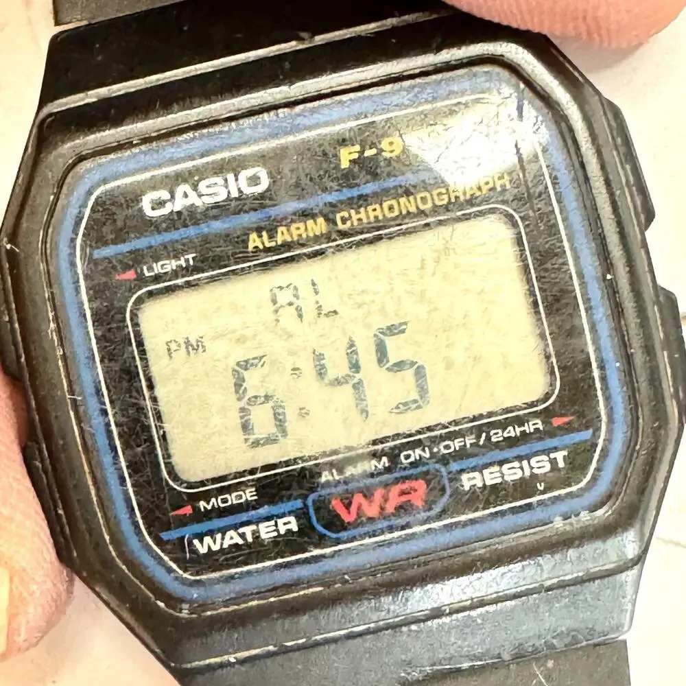 Vintage CasioF-91W Watch Model 593 Alarm Chronograph Light WORKS